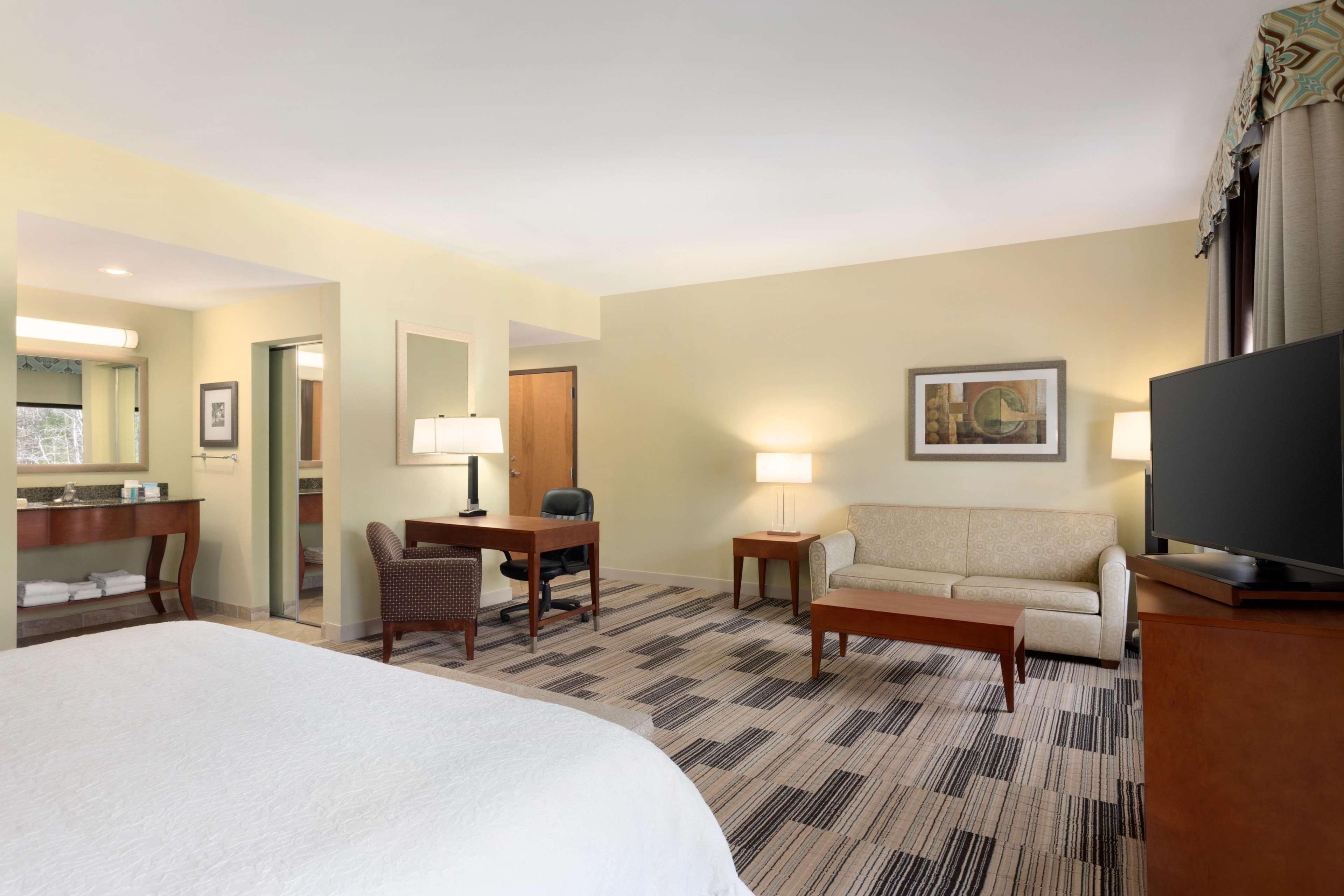 Hampton Inn & Suites Birmingham Airport Area Irondale Eksteriør bilde
