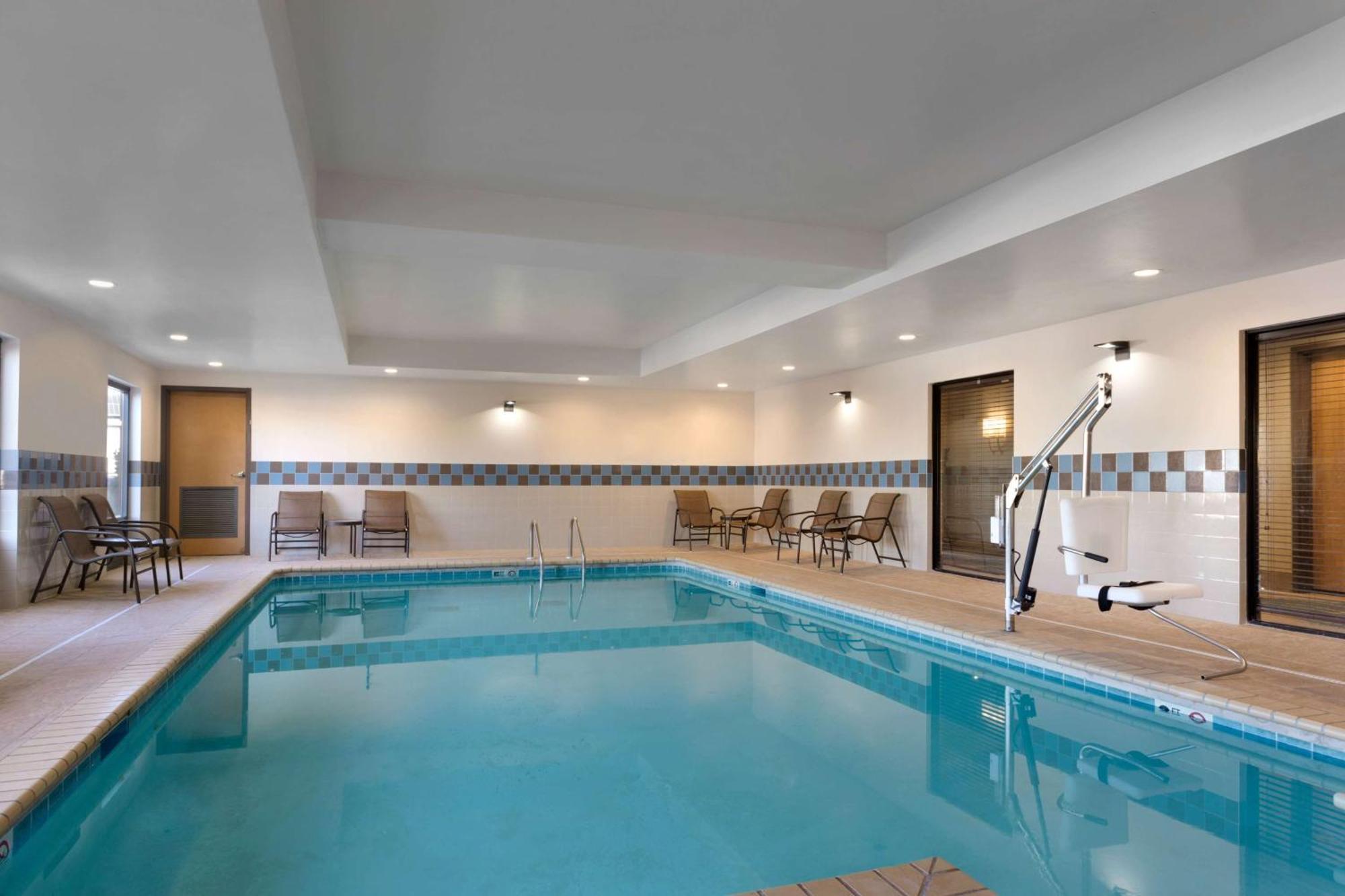 Hampton Inn & Suites Birmingham Airport Area Irondale Eksteriør bilde