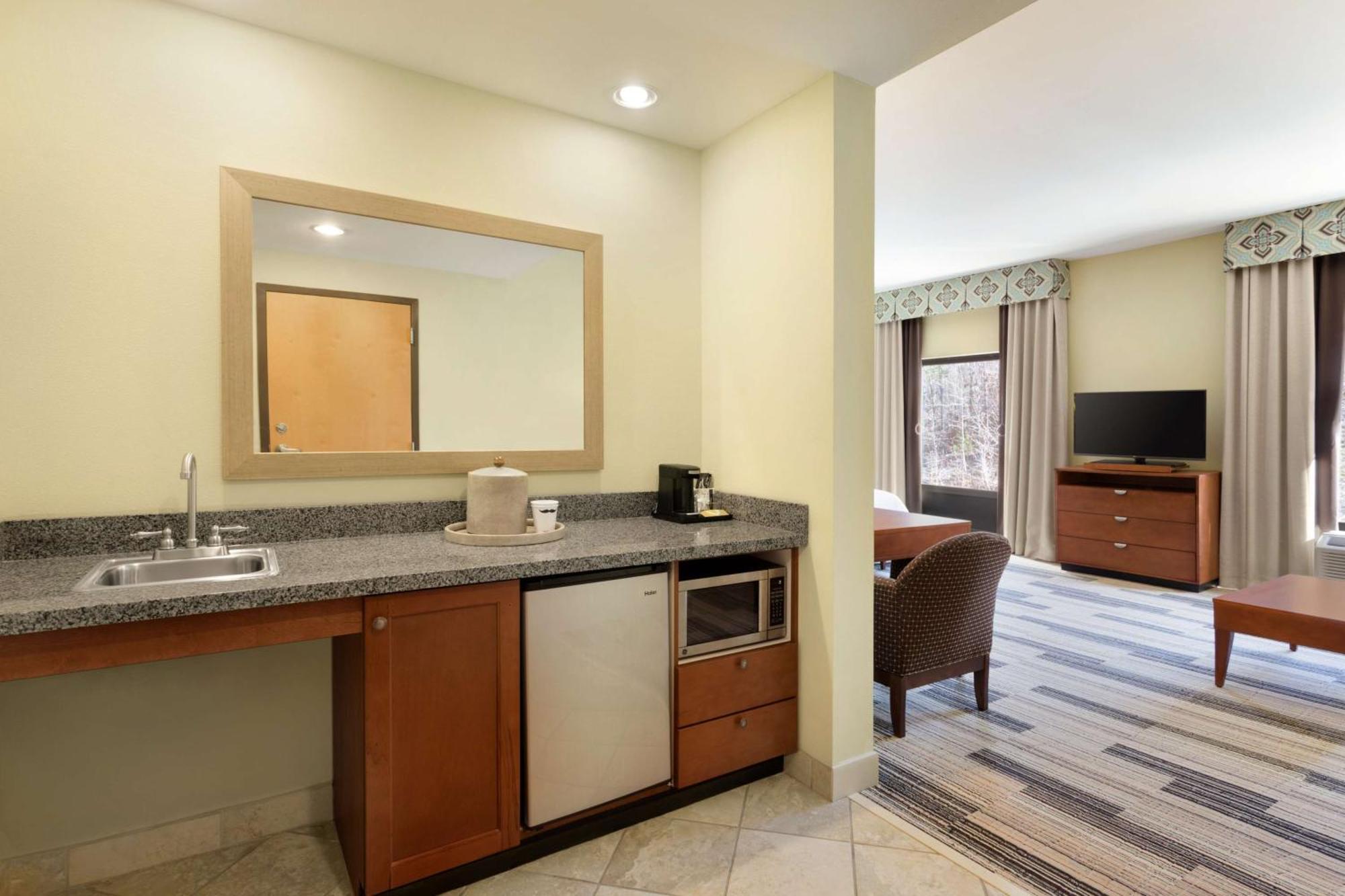 Hampton Inn & Suites Birmingham Airport Area Irondale Eksteriør bilde