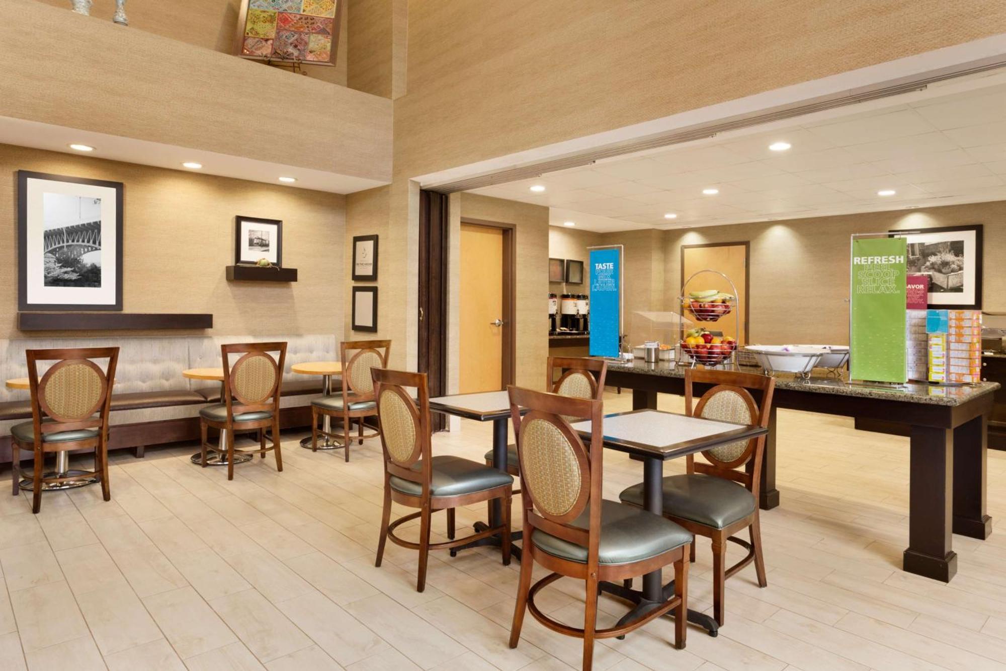 Hampton Inn & Suites Birmingham Airport Area Irondale Eksteriør bilde