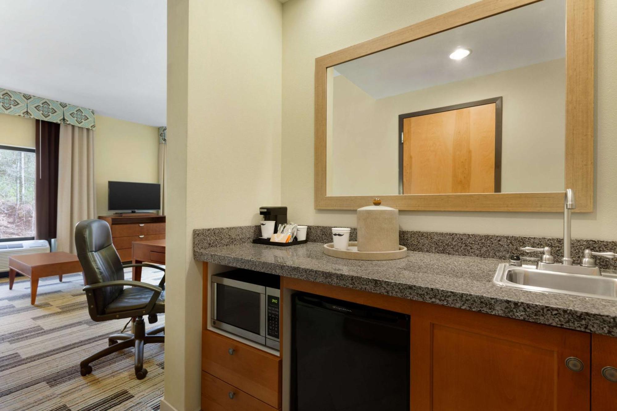 Hampton Inn & Suites Birmingham Airport Area Irondale Eksteriør bilde
