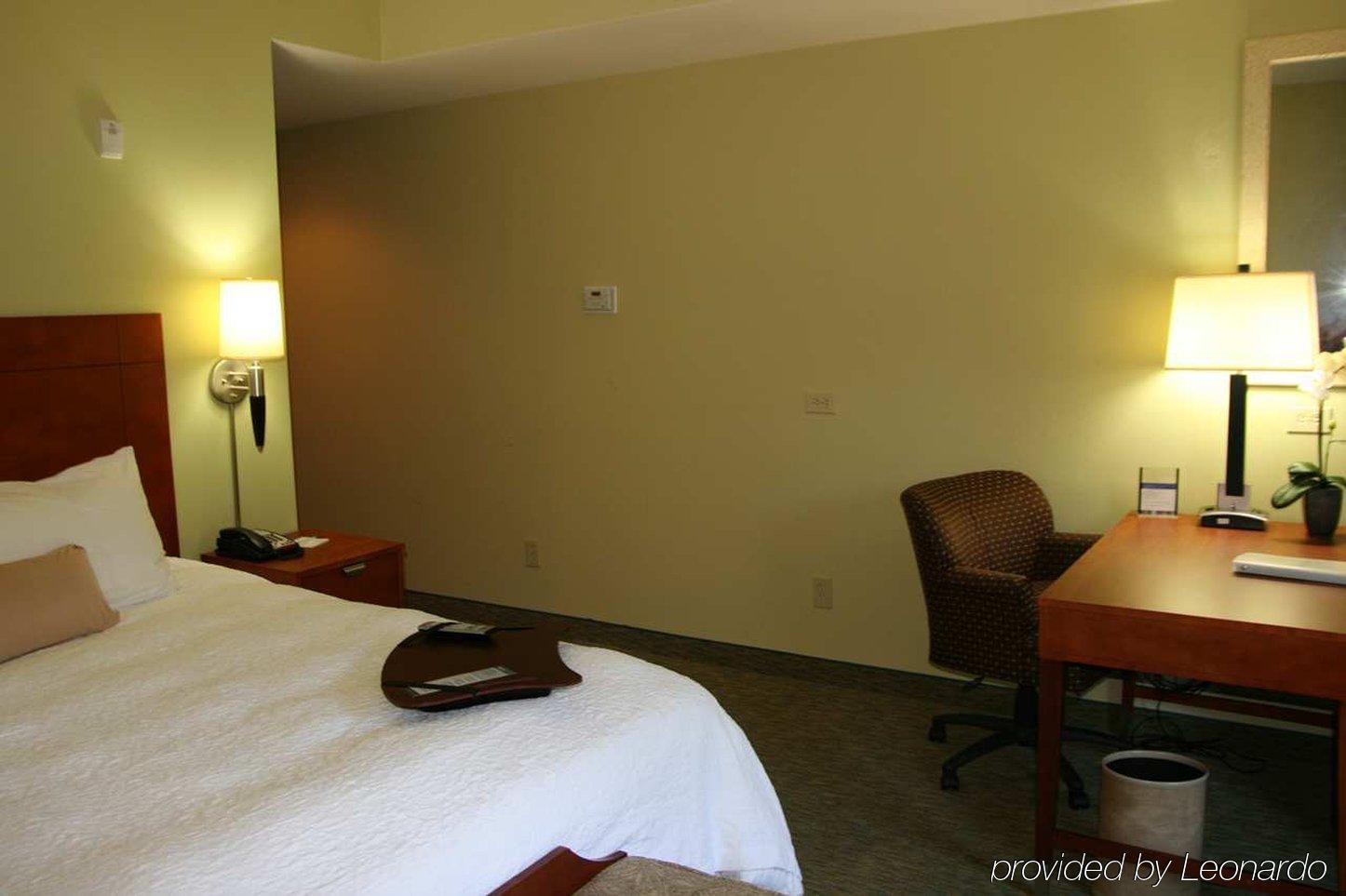 Hampton Inn & Suites Birmingham Airport Area Irondale Rom bilde